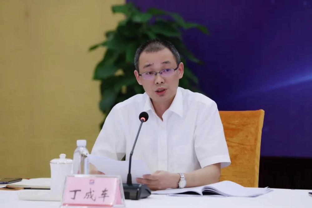 红龙poker官网-全新玩家福利打算,助你急剧融入扑克世界