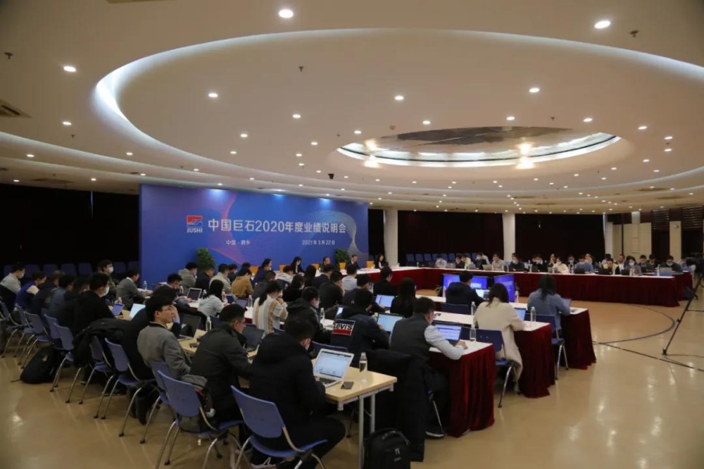 红龙poker官网-全新玩家福利打算,助你急剧融入扑克世界