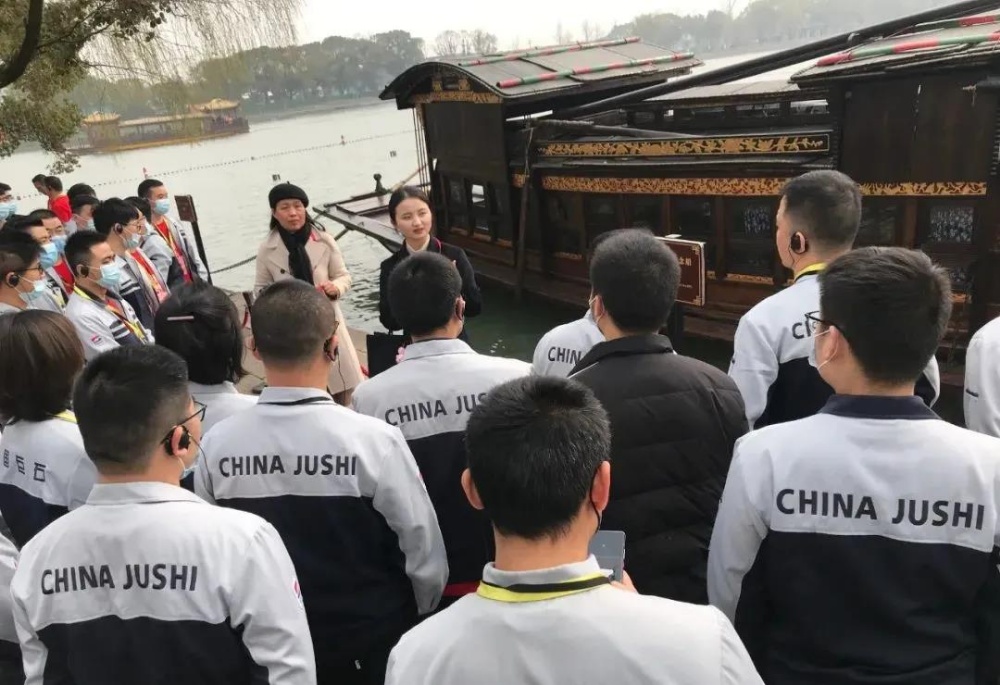红龙poker官网-全新玩家福利打算,助你急剧融入扑克世界