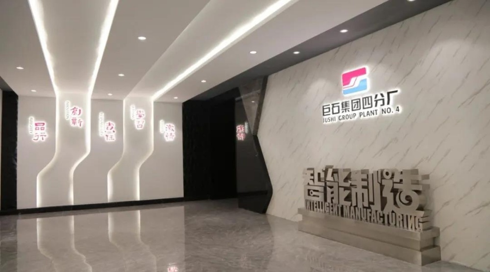 红龙poker官网-全新玩家福利打算,助你急剧融入扑克世界