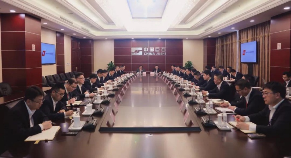 红龙poker官网-全新玩家福利打算,助你急剧融入扑克世界