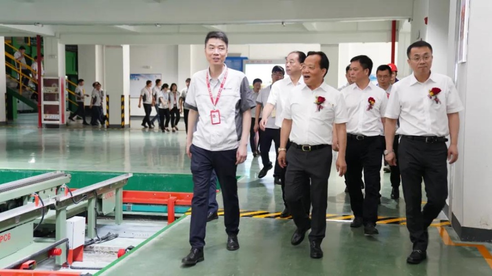 红龙poker官网-全新玩家福利打算,助你急剧融入扑克世界