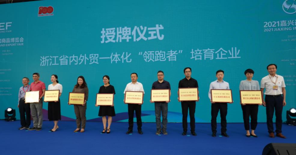 红龙poker官网-全新玩家福利打算,助你急剧融入扑克世界