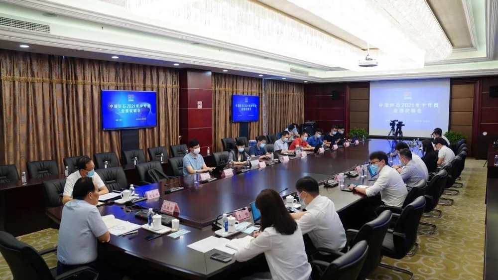 红龙poker官网-全新玩家福利打算,助你急剧融入扑克世界