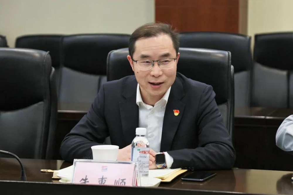 红龙poker官网-全新玩家福利打算,助你急剧融入扑克世界
