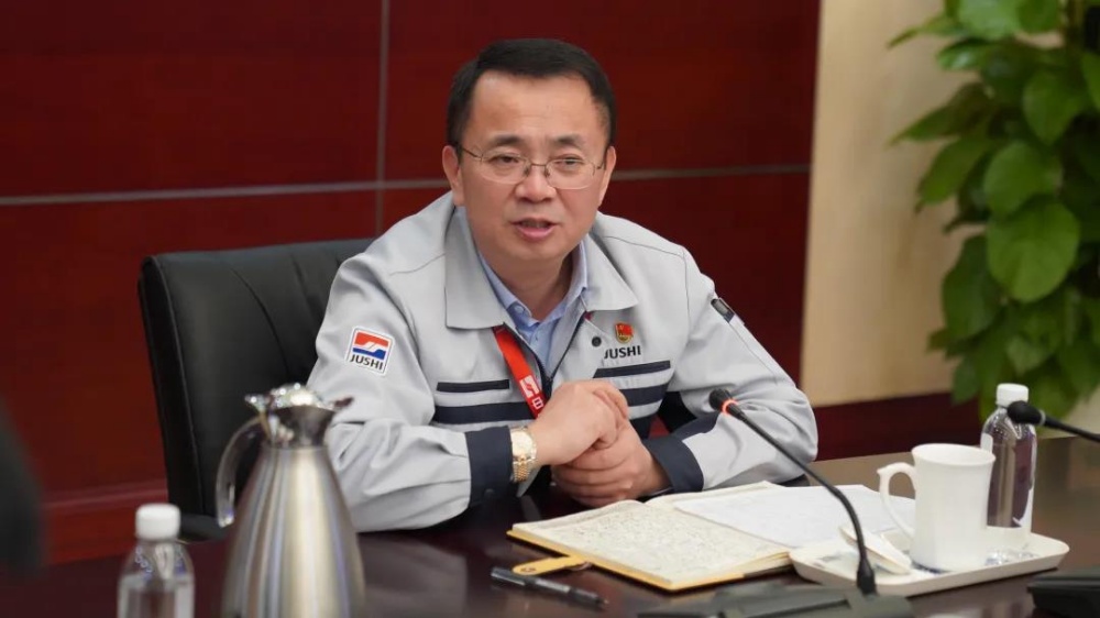 红龙poker官网-全新玩家福利打算,助你急剧融入扑克世界