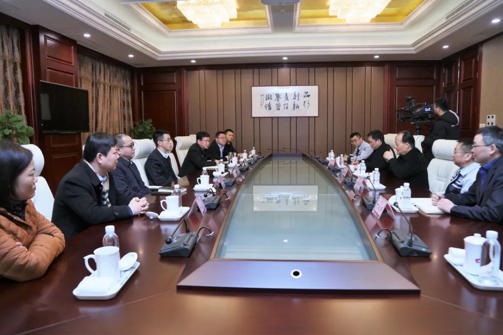 红龙poker官网-全新玩家福利打算,助你急剧融入扑克世界