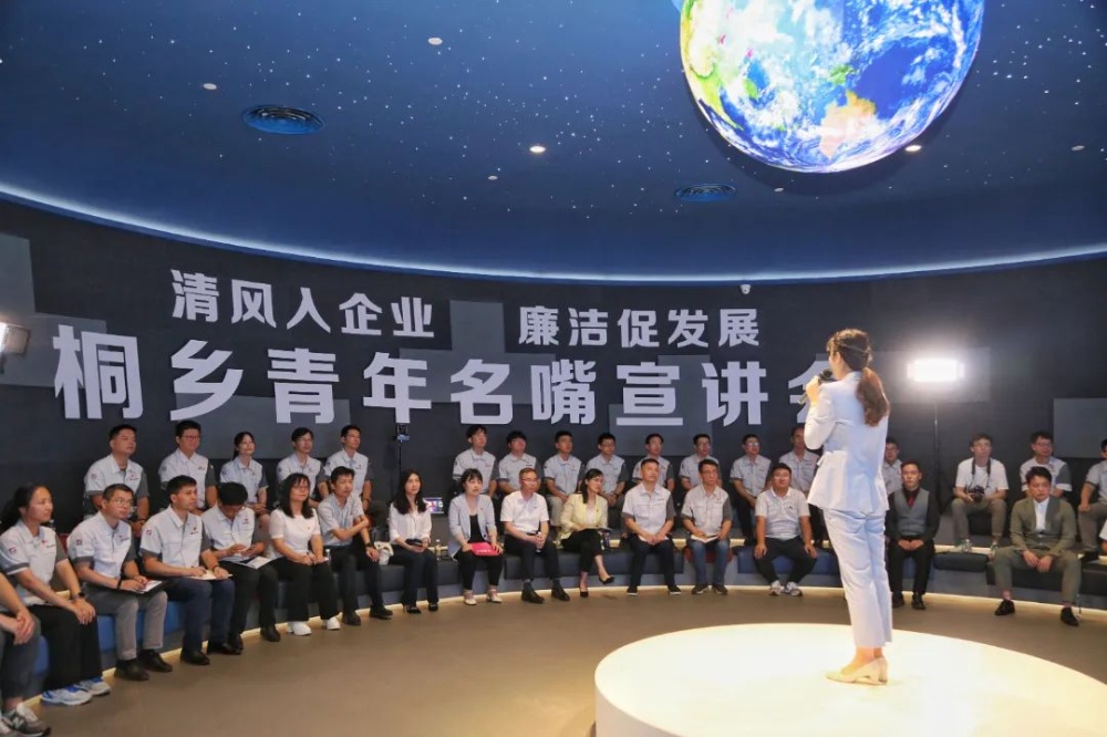 红龙poker官网-全新玩家福利打算,助你急剧融入扑克世界