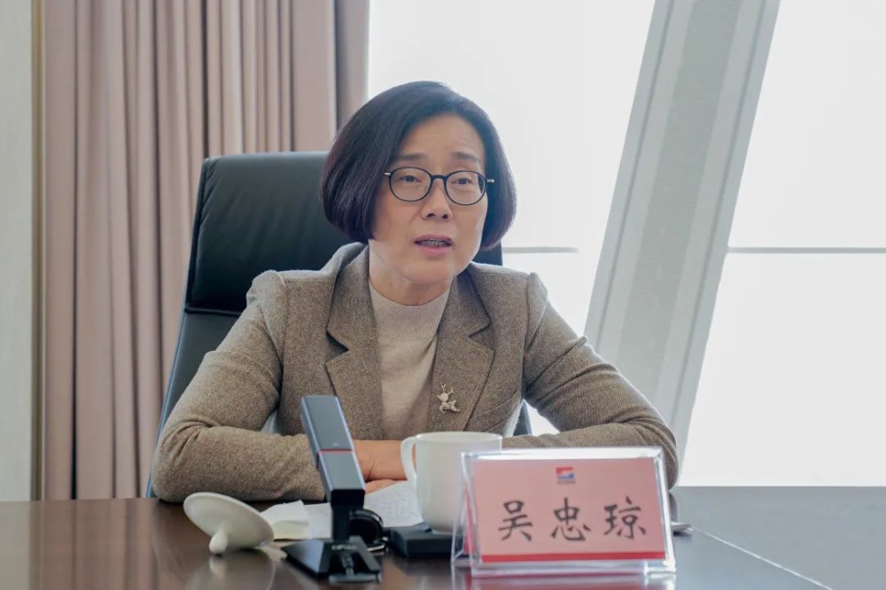 红龙poker官网-全新玩家福利打算,助你急剧融入扑克世界