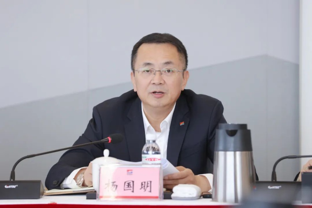 红龙poker官网-全新玩家福利打算,助你急剧融入扑克世界