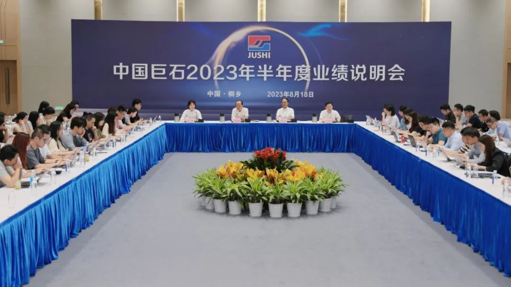 红龙poker官网-全新玩家福利打算,助你急剧融入扑克世界