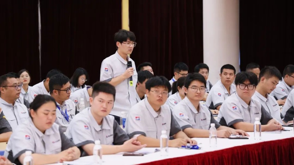 红龙poker官网-全新玩家福利打算,助你急剧融入扑克世界