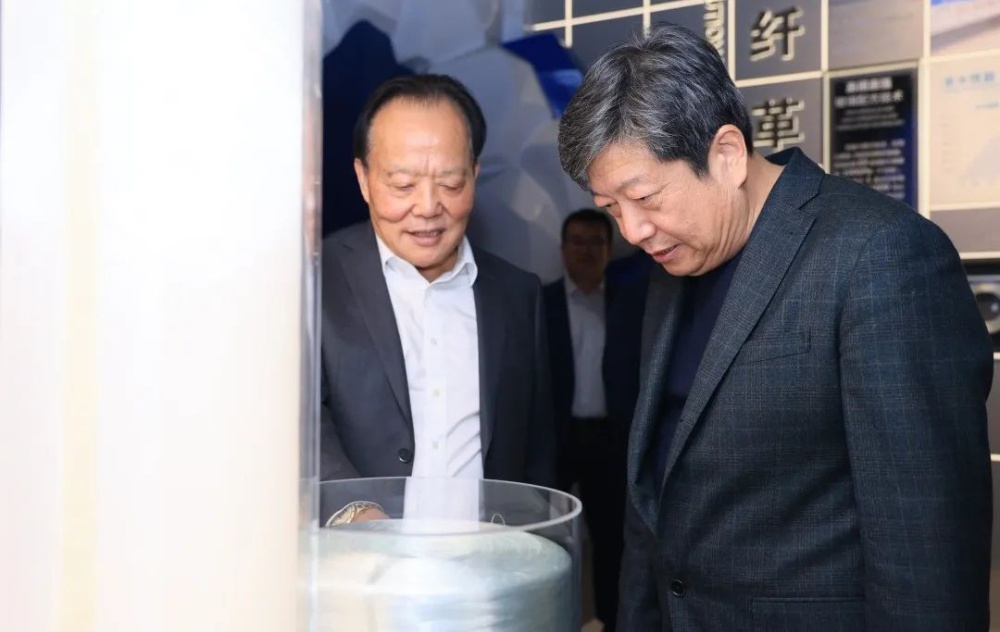 红龙poker官网-全新玩家福利打算,助你急剧融入扑克世界