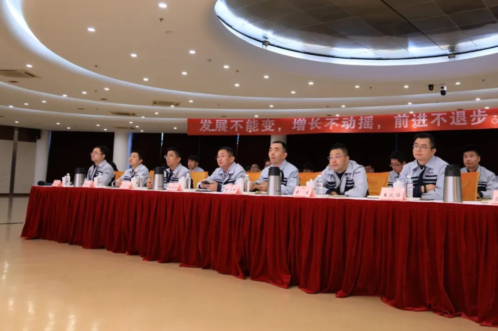 红龙poker官网-全新玩家福利打算,助你急剧融入扑克世界