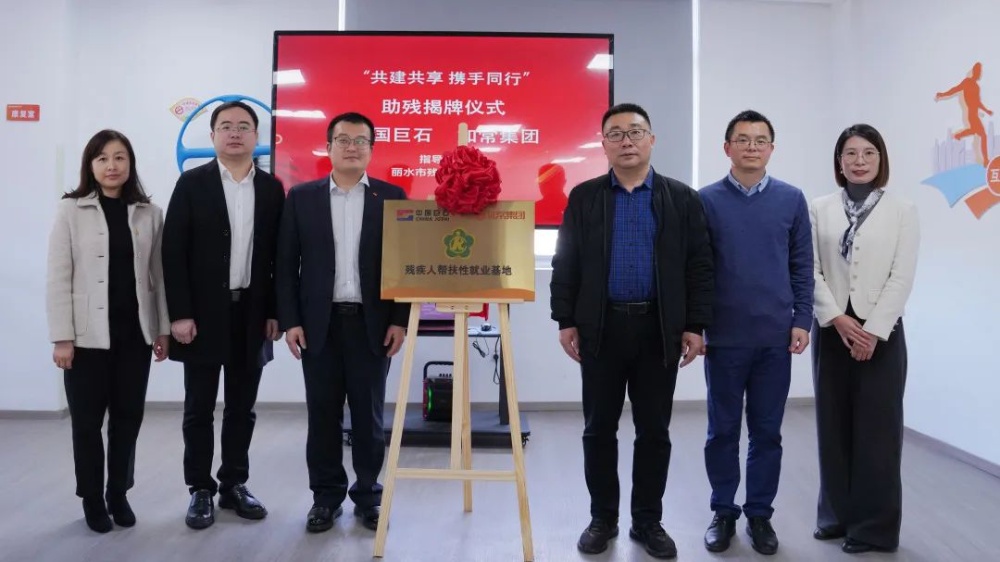 红龙poker官网-全新玩家福利打算,助你急剧融入扑克世界