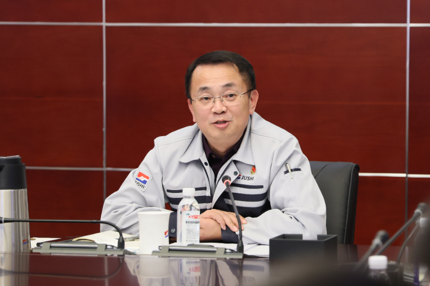 红龙poker官网-全新玩家福利打算,助你急剧融入扑克世界