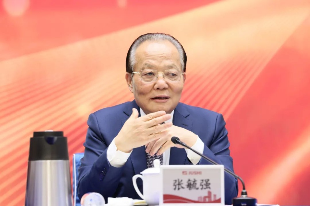 红龙poker官网-全新玩家福利打算,助你急剧融入扑克世界