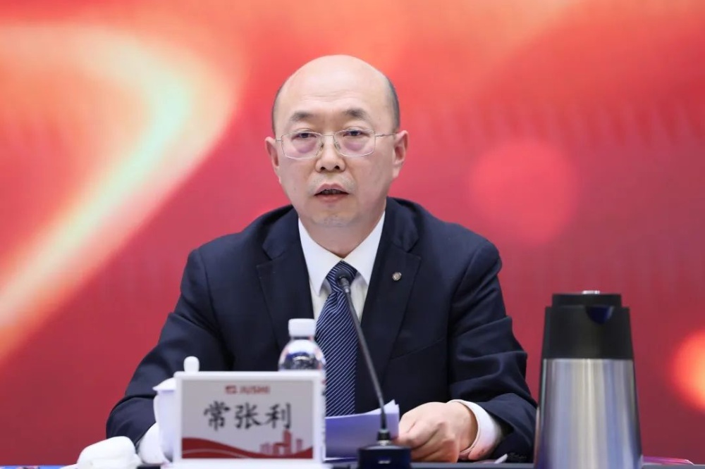 红龙poker官网-全新玩家福利打算,助你急剧融入扑克世界