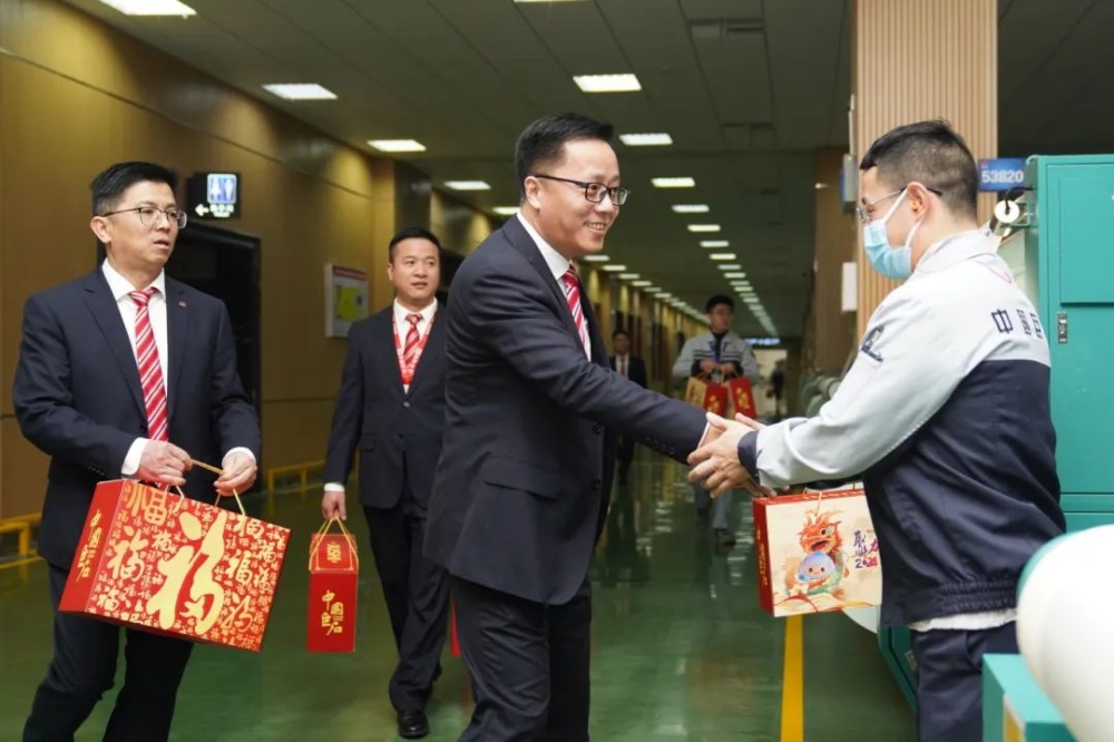 红龙poker官网-全新玩家福利打算,助你急剧融入扑克世界