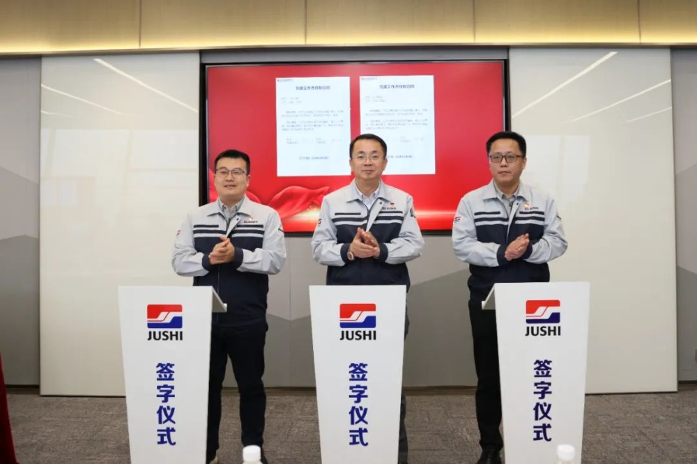 红龙poker官网-全新玩家福利打算,助你急剧融入扑克世界