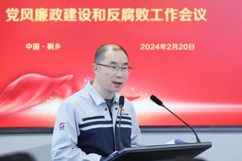 红龙poker官网-全新玩家福利打算,助你急剧融入扑克世界