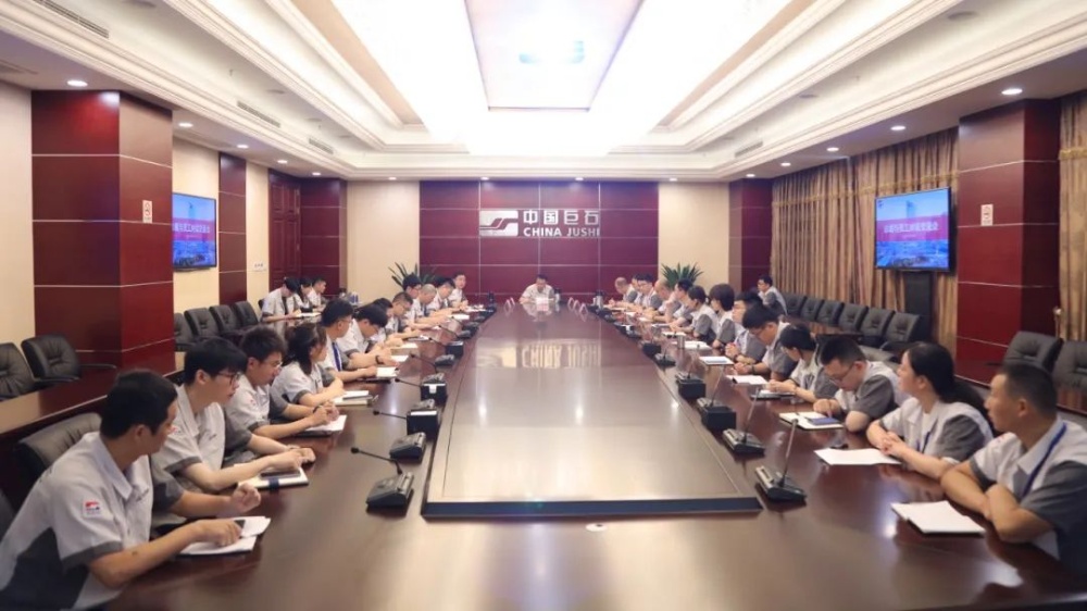 红龙poker官网-全新玩家福利打算,助你急剧融入扑克世界