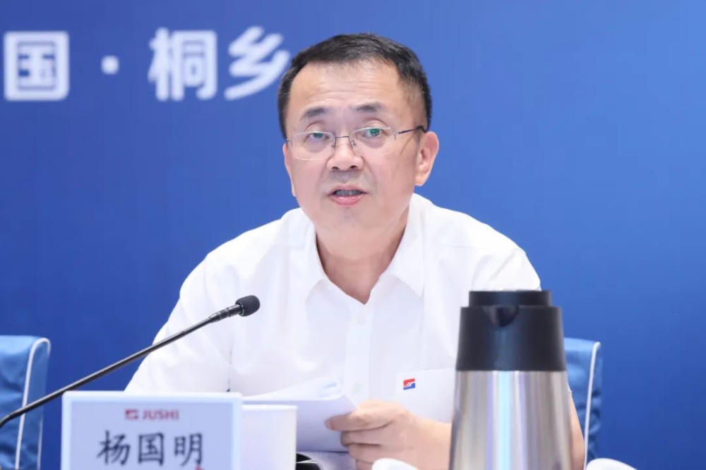 红龙poker官网-全新玩家福利打算,助你急剧融入扑克世界
