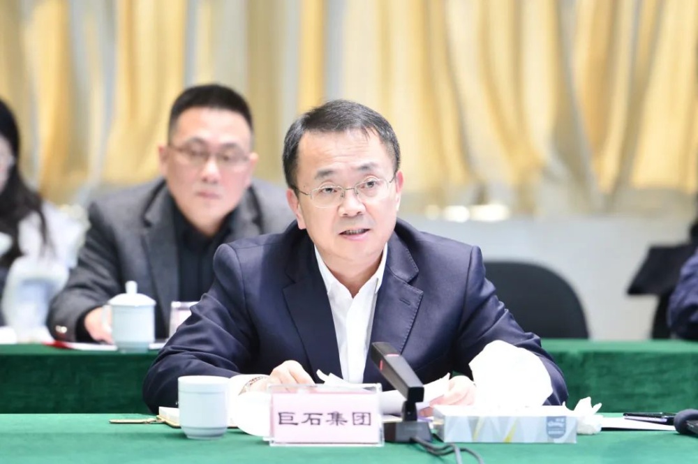 红龙poker官网-全新玩家福利打算,助你急剧融入扑克世界