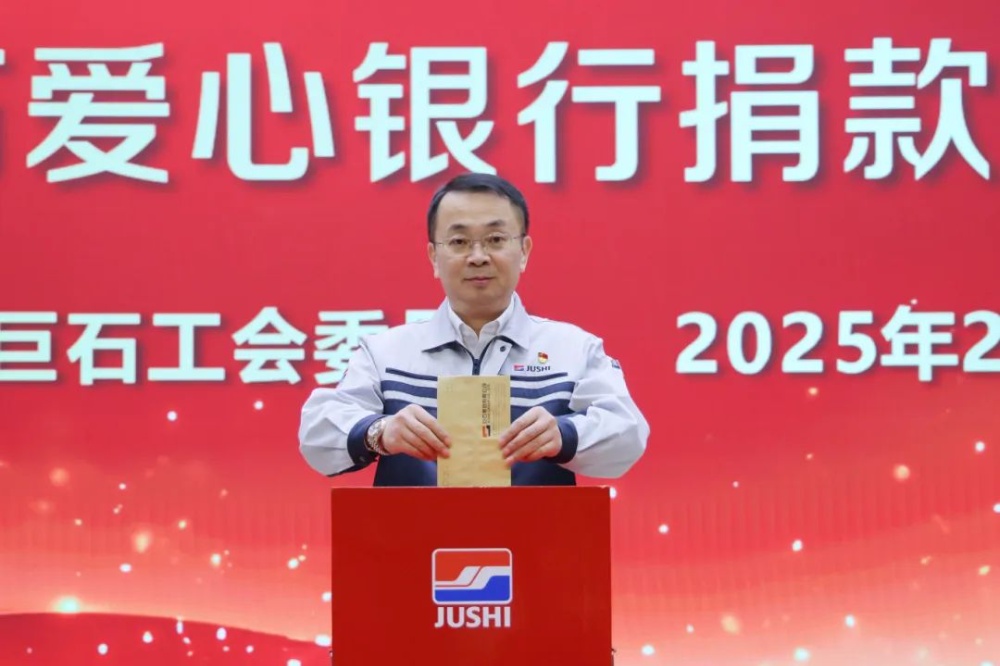 红龙poker官网-全新玩家福利打算,助你急剧融入扑克世界