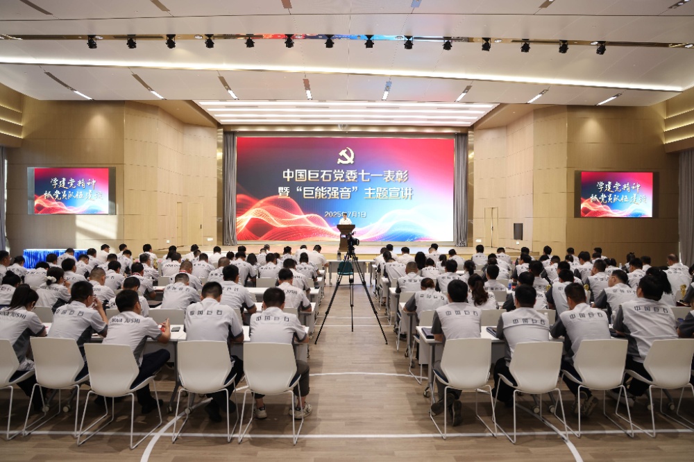 红龙poker官网-全新玩家福利打算,助你急剧融入扑克世界