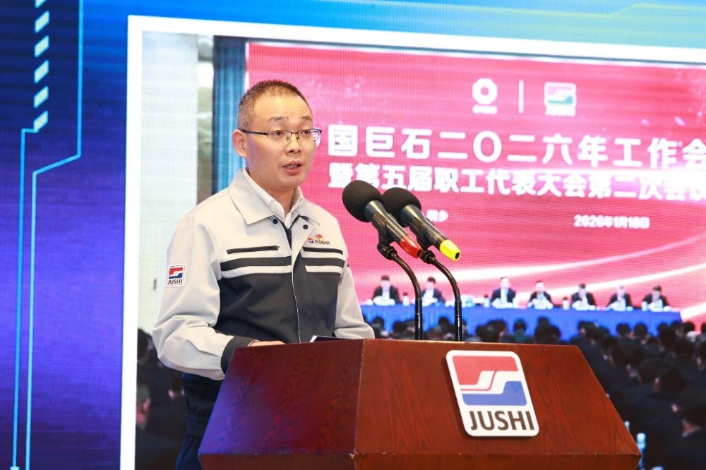 红龙poker官网-全新玩家福利打算,助你急剧融入扑克世界