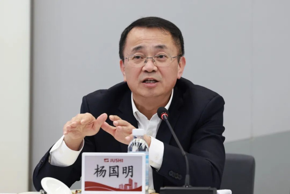 红龙poker官网-全新玩家福利打算,助你急剧融入扑克世界