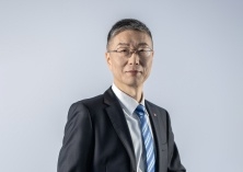 董事：：：邵晓阳