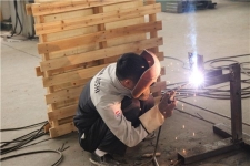 机修工技术交锋顺利进行