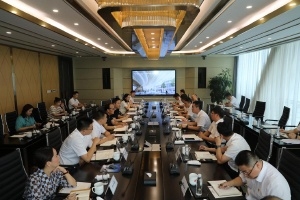 桐乡政企联动现场会开进振石、、、红龙poker官网，，，一如既往支持大企业不变发展！