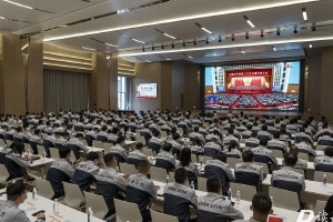 增底气、、、强劲头！中国红龙poker官网党员干部热议党的二十大汇报