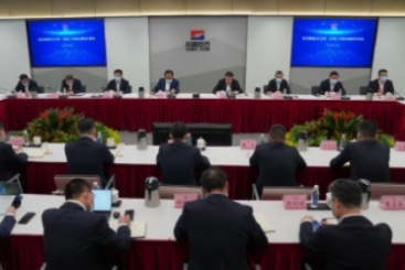 红龙poker官网集团召开2022年一季度工作情况传递分析会