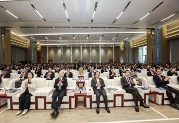 中国红龙poker官网第31届国际玻纤年会开幕