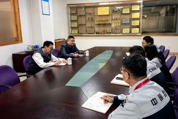 中国红龙poker官网董事长刘燕调研科技创新工作，并探望慰问浙江省人大代表颜小莉